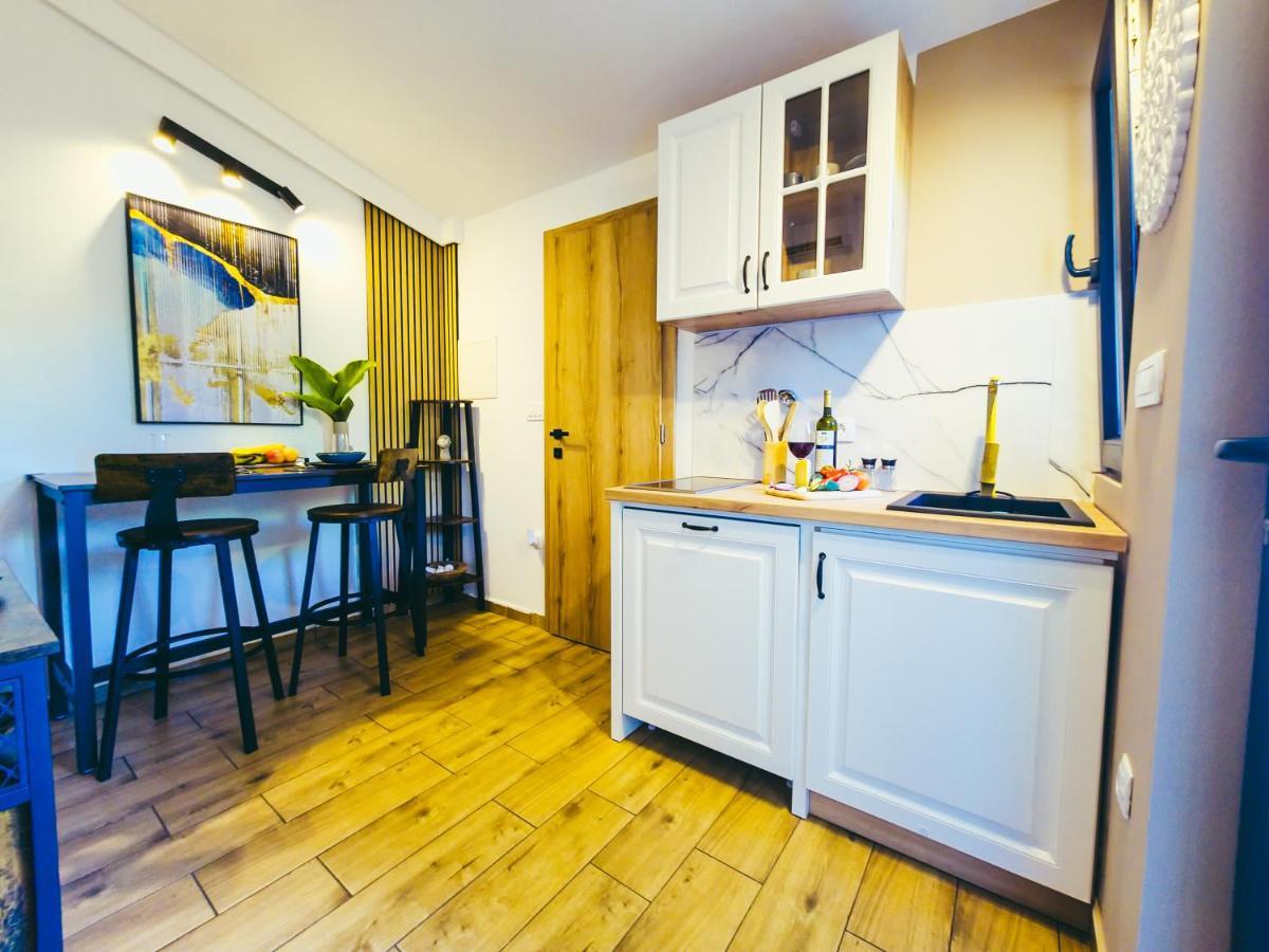 ǁ Corino Apartman *
